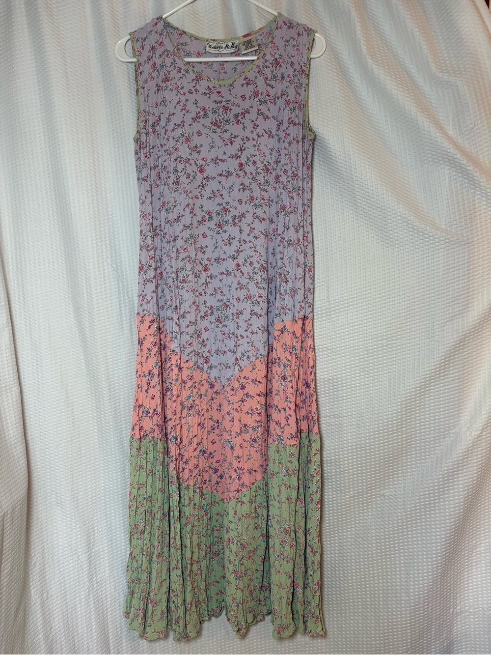Victoria Holley VTG Sleeveless Maxi Dress Lavender Pink Green Tiered Floral M